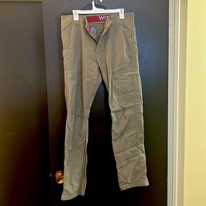 Wrangler men’s cargo pants
